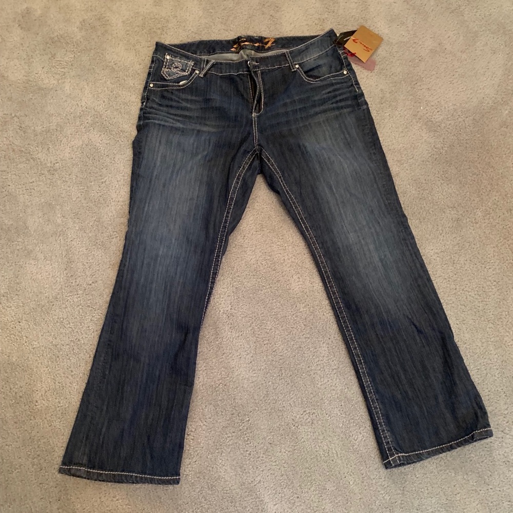 NWT Seven7 Luxe darkwash Sz20 Bootcut hard to find